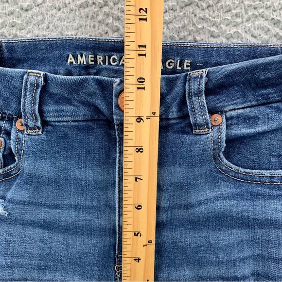 American Eagle Women's Curvy Midi Next Level Stretch Shorts  -  Size: 6 - Picture 8 of 16